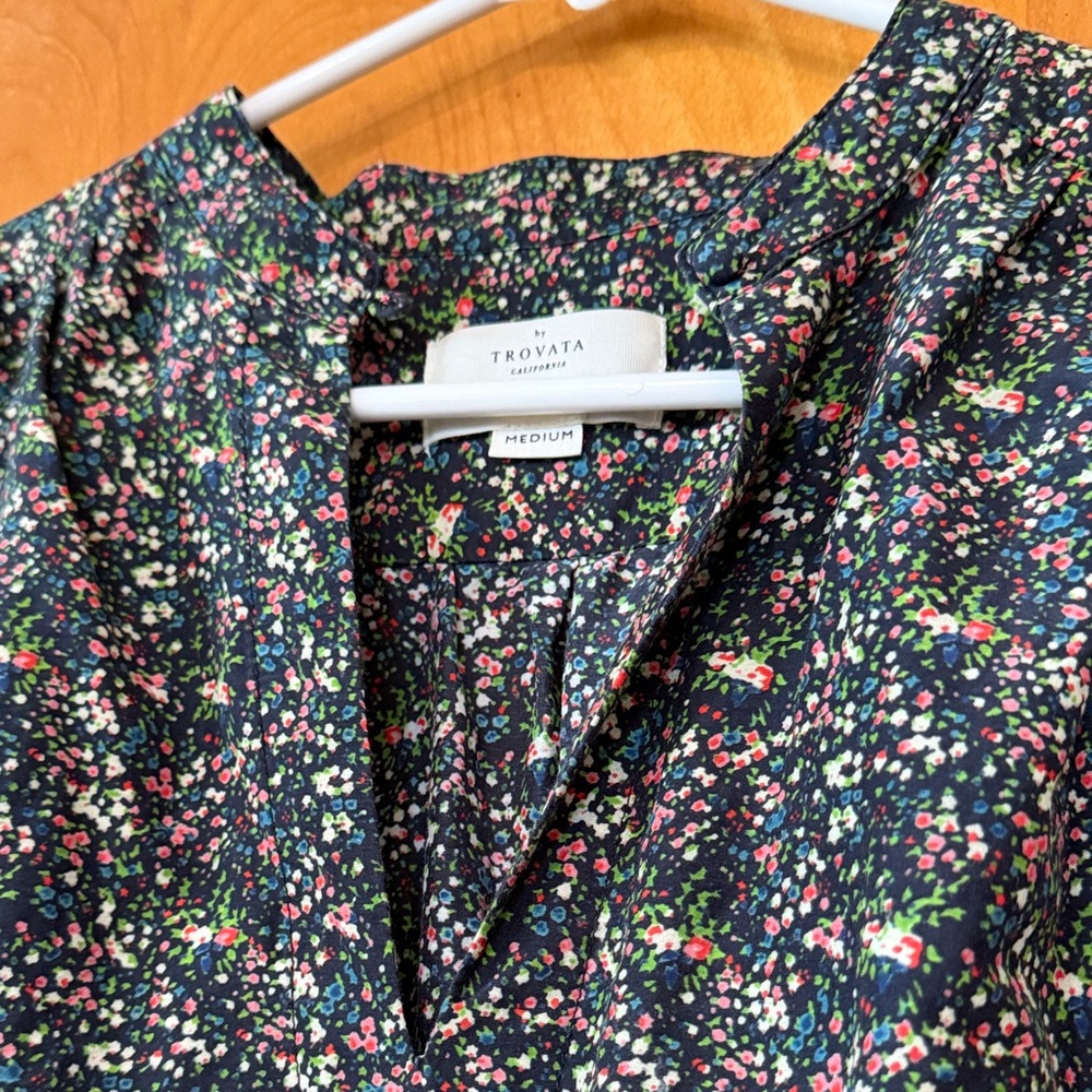 Trovata Birds of Paradise Floral Print Top - Picture 9 of 9